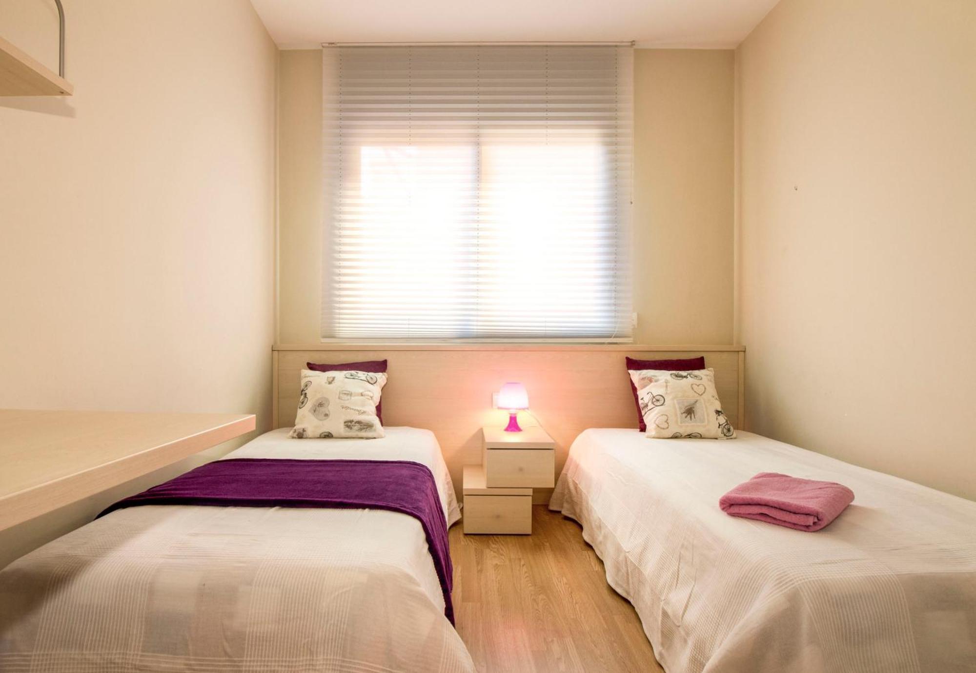קמברילס Apartamentos Elcano מראה חיצוני תמונה