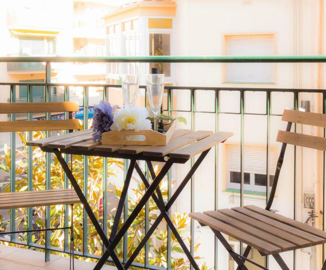קמברילס Apartamentos Elcano מראה חיצוני תמונה