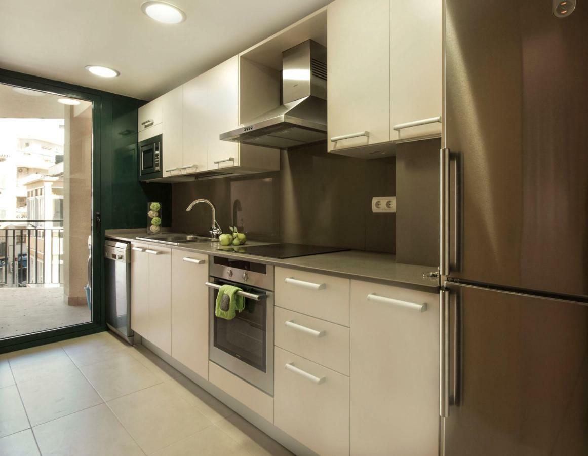 קמברילס Apartamentos Elcano מראה חיצוני תמונה